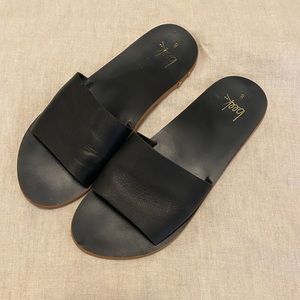 Beek Mockingbird sandals